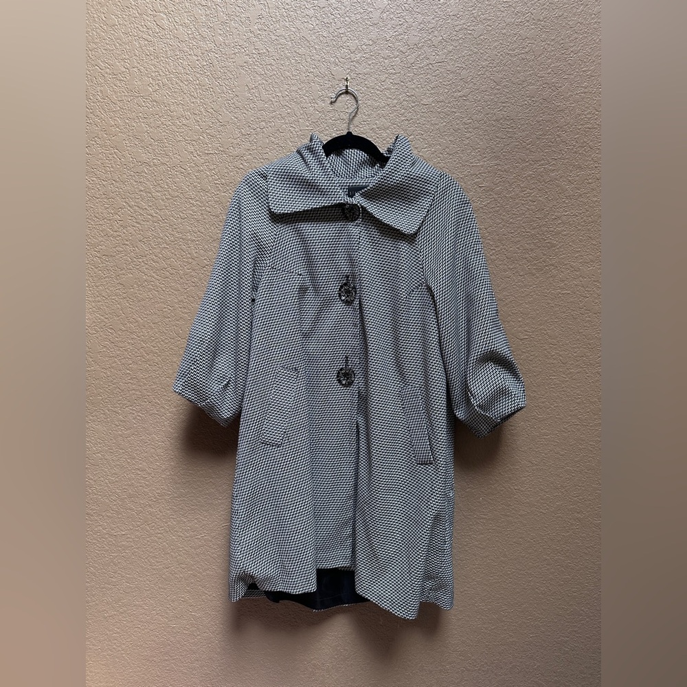 Staple Black and White Trench Coat with Relaxed Fit